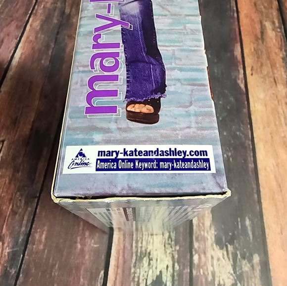 mary kate and ashley dolls Nib Lot Of Three 2003 - Picture 10 of 10